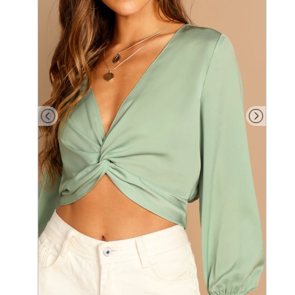 NWOT Sage front twist top - Picture 4 of 12